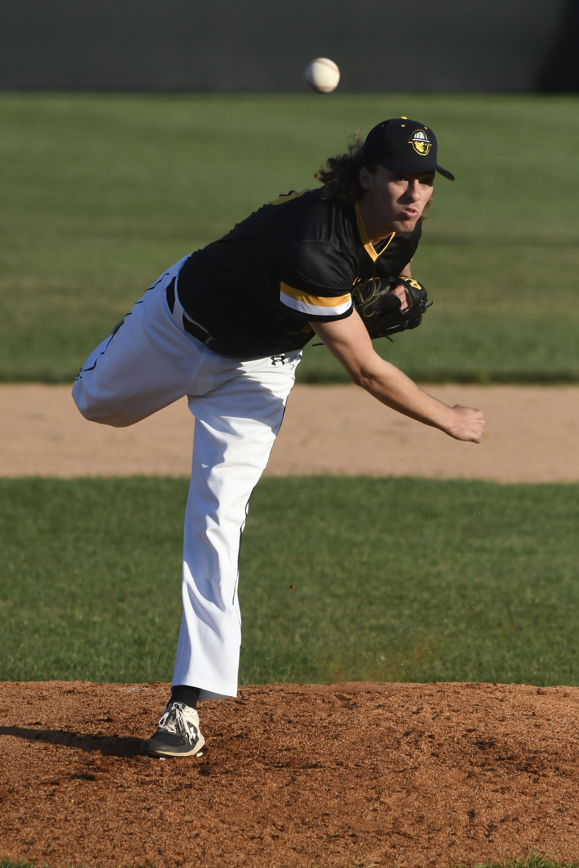081720-spt-oilmen_4